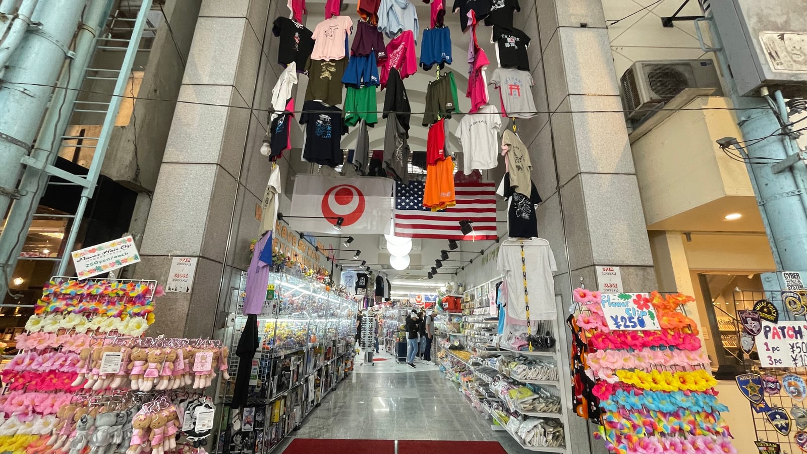 沖繩那霸國際通商店街與平和通 2-1