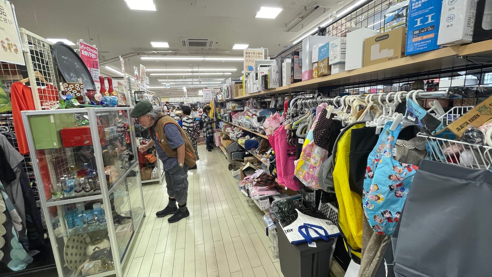 沖繩那霸二手店 BOOKOFF 那覇小禄店 4-1
