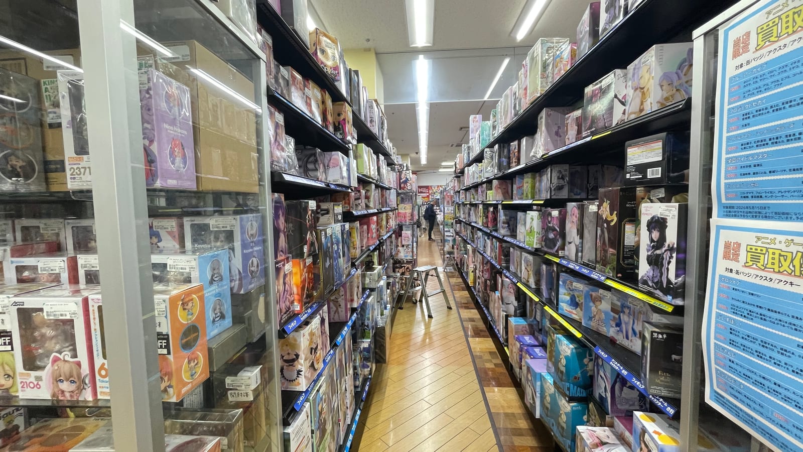 沖繩那霸二手店 BOOKOFF 那覇小禄店 3-1