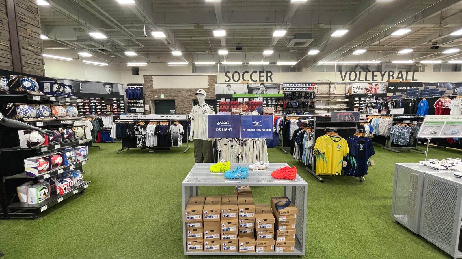 沖繩南部購物 SPORTS DEPO 豊崎店 3