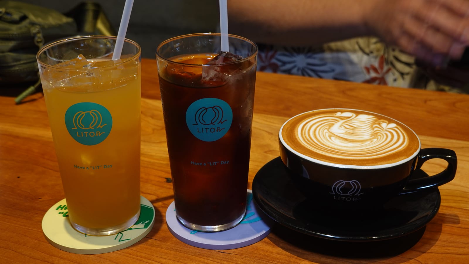 那霸國際通美食 LITOR 水果漢堡 4-1
