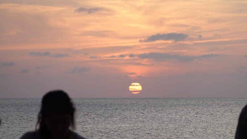 沖繩美國村夕陽煙火 北谷海邊夜景 okinawa-central-熱門景點-美國村夕陽煙火-08.jpg
