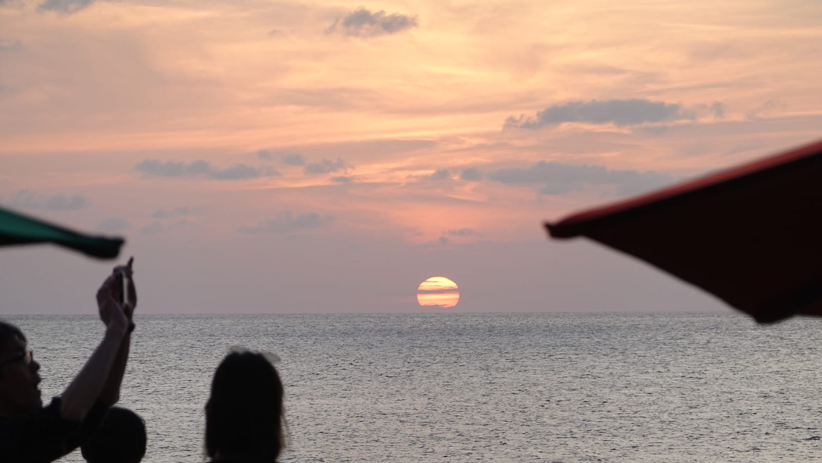 沖繩美國村夕陽煙火 北谷海邊夜景 2-2