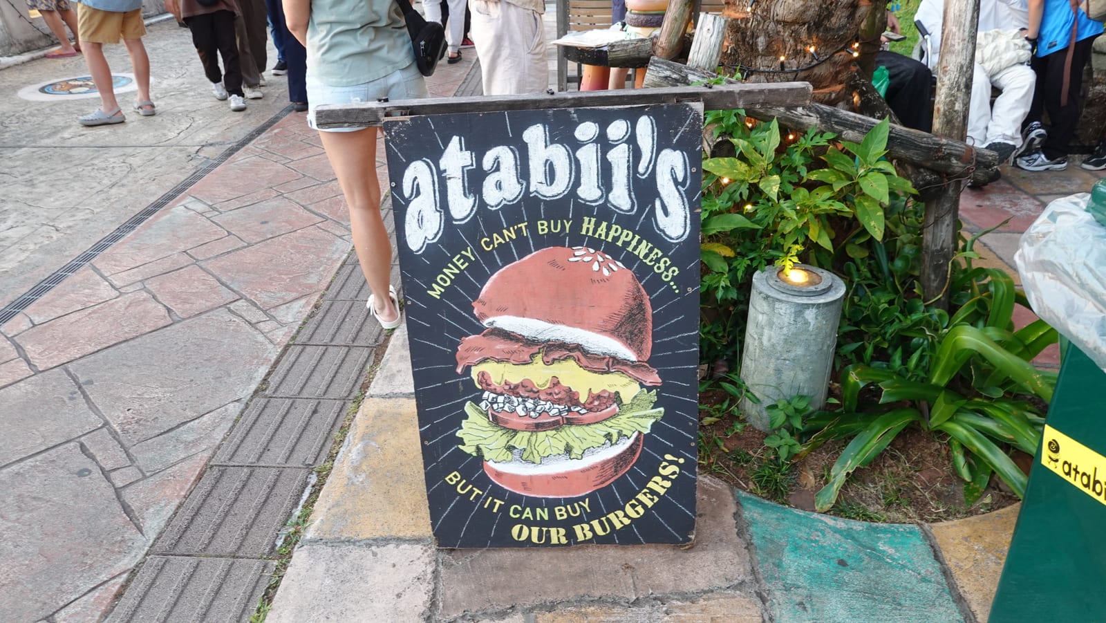 沖繩美國村 Chatan Burger Base Atabii’s 漢堡 1-2